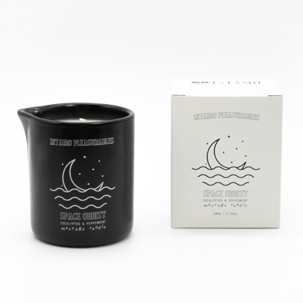 <transcy>SPACE ODDITY massage candle</transcy>